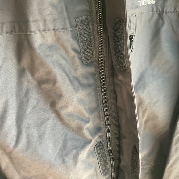 Trespass Men’s TP75 Waterproof Windproof Breathable Jacket Taped Seams B… - Picture 9 of 16